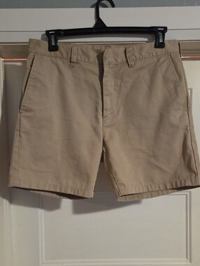 Supreme Men’s Flat-Front Khaki Shorts